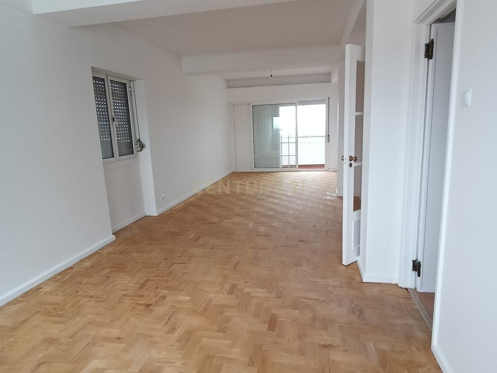 Apartamento 4 assoalhadas (T3) nos Olivais. Conforto e conveniência no coração da cidade - Image 21