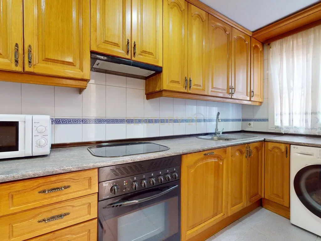 Casa Térrea em Alcalá de Henares, Madrid - 5 Quartos e 3 WC - Image 18