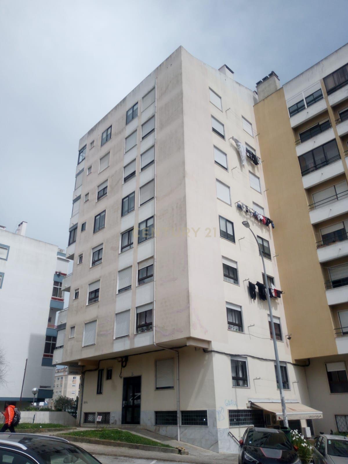 Venda de Apartamento T1 - Cacém - Image 12