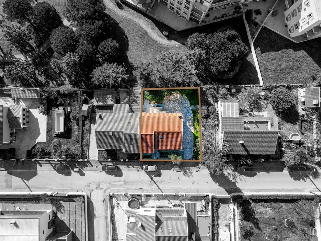 Moradia  Venda do Pinheiro com Jardim - Image 7