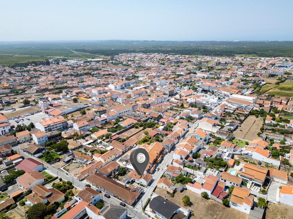 Moradia T3 Térrea com Espaço Exterior – Centro da Vila de Vieira de Leiria - Image 23