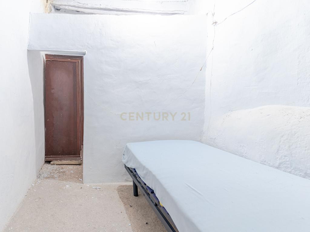- Image 19