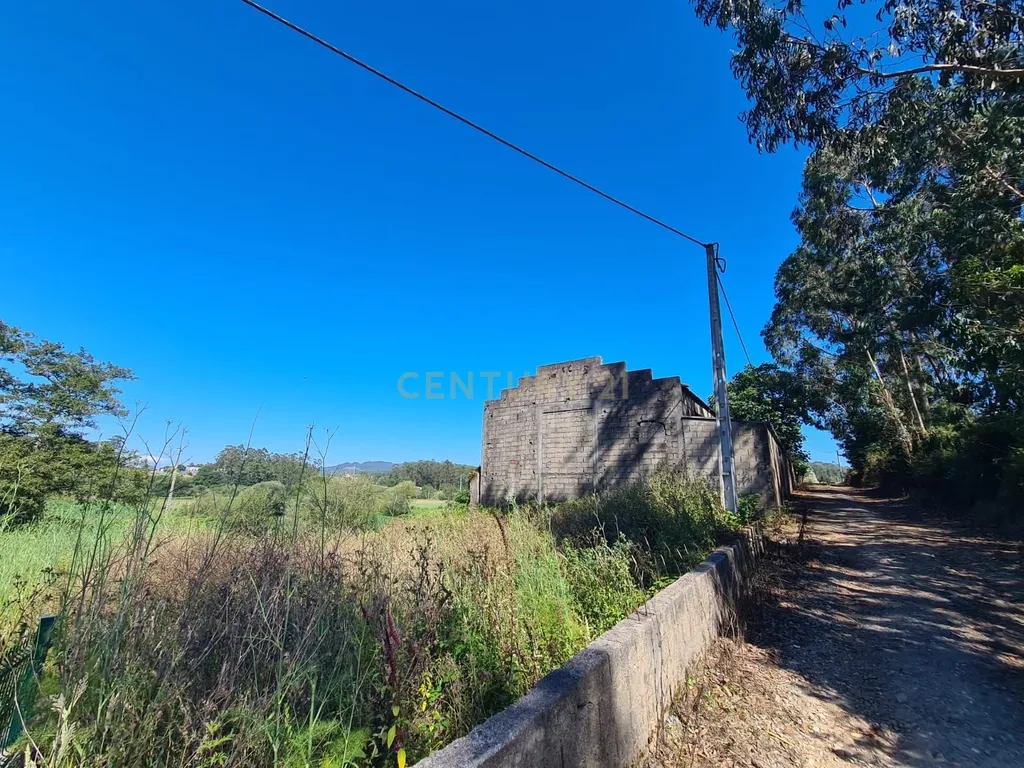 Terreno com Pavilhão Industrial em Barqueiros - Image 13