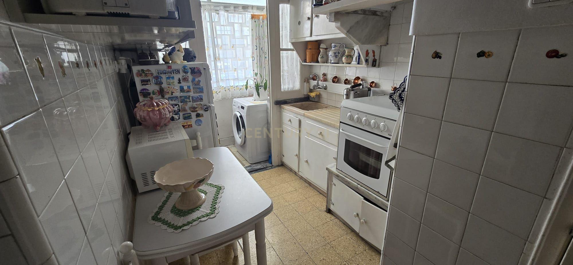 Apartamento T2 em Odivelas — Arrendado, Ideal para Investimento - Image 8
