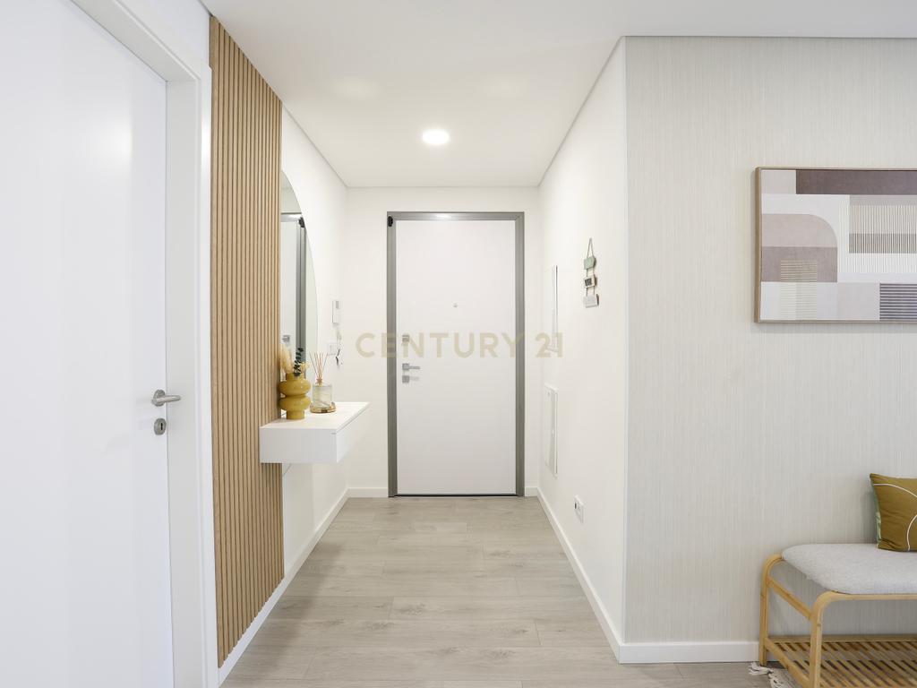 Apartamento T3 Jardins da Anta, Condomínio privado com piscina - Image 10