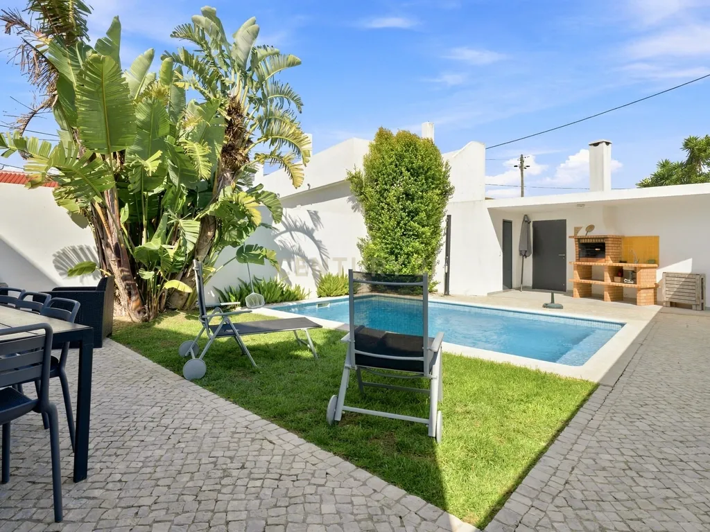 Moradia T4 +1 com piscina totalmente remodelada com painéis solares na Lourinhã ( São Bartolomeu dos Galegos) - Image 18