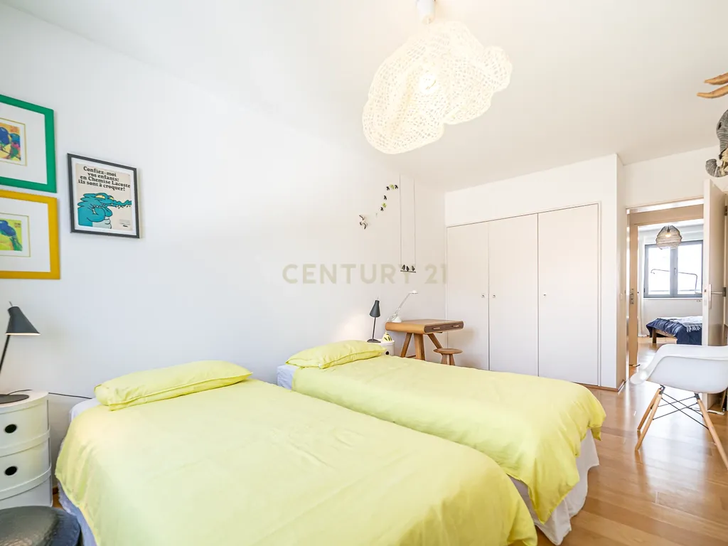 Apartamento T3 com terraço, garagem e elevador na Rua do Benformoso, em Lisboa - Image 18