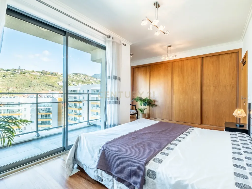 Penthouse com Vista Mar em Funchal, Madeira - Image 19