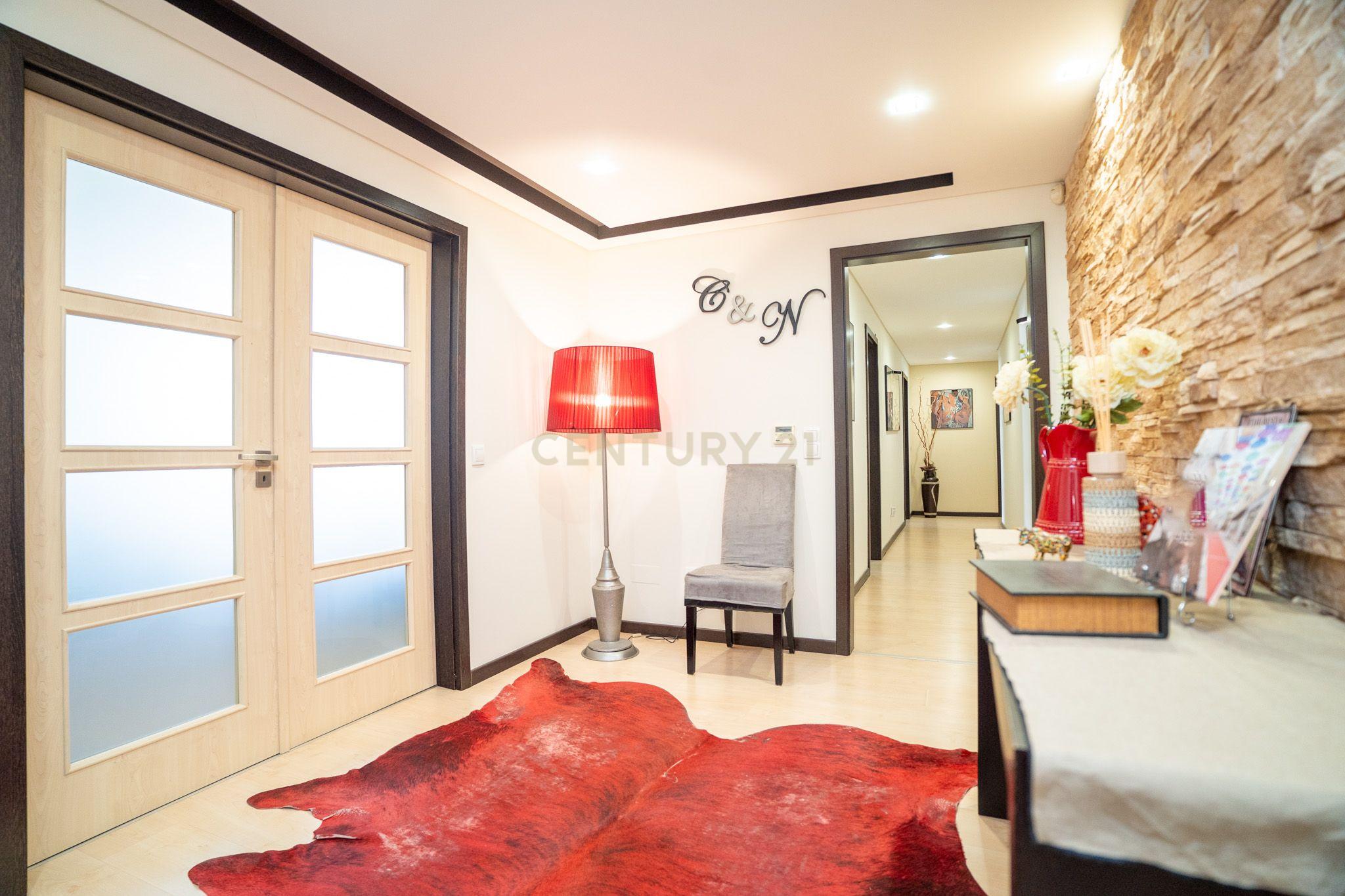 Fotografia 8 de Moderno Apartamento  T3 Condomínio Fechado, em Nossa Senhora de Fátima, Entroncamento