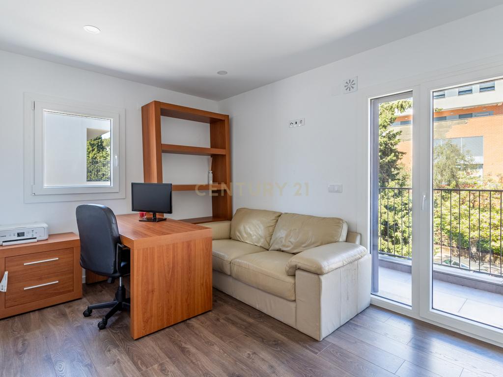 Apartamento T3 Luminoso e Recente na Ramada – Viva com Qualidade! - Image 25
