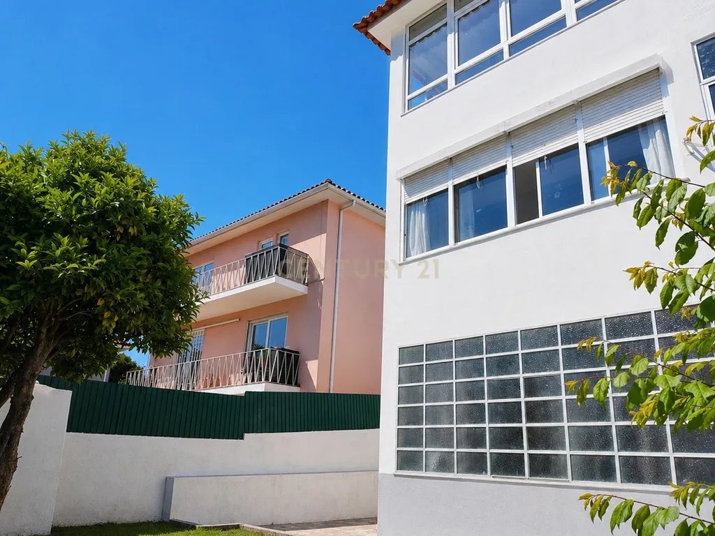 T2 com 2 Anexos arrendados | Bairro do Alcaide - Cascais - Image 3