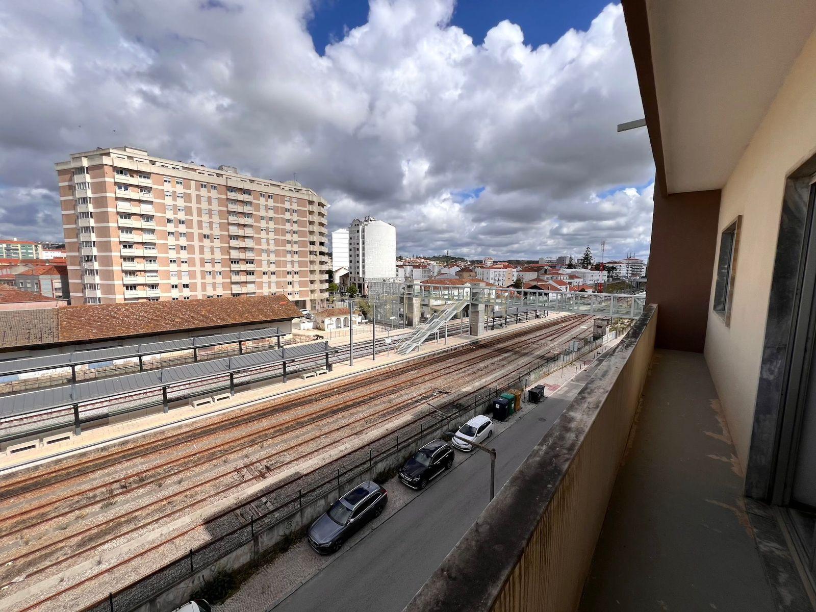 Fotografia 5 de Apartamento T3 em Caldas da Rainha – Para remodelar
