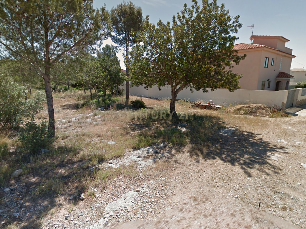 Terreno Urbano em Miami Platja – Ideal para Moradias Unifamiliares - Image 4