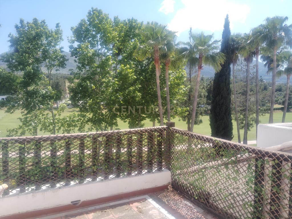 Casa Térrea em Málaga com Jardim e Piscina em Comunidade Fechada - Image 27
