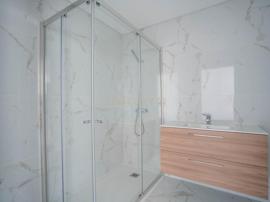 Apartamento T3 - Empreendimento Gardens - Novo - Image 11
