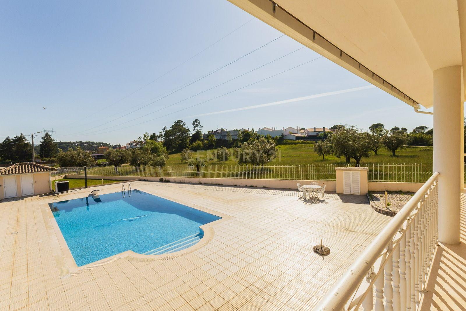 Fotografia 12 de Moradia em Cernache, Coimbra - T6 com Piscina, Ginasio, Parque infantil .