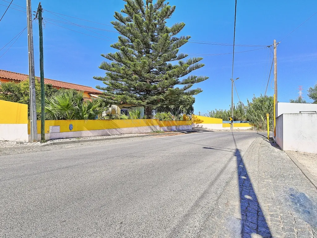 Oportunidade de Investimento, moradia com 6.500 m² de Terreno - Image 35