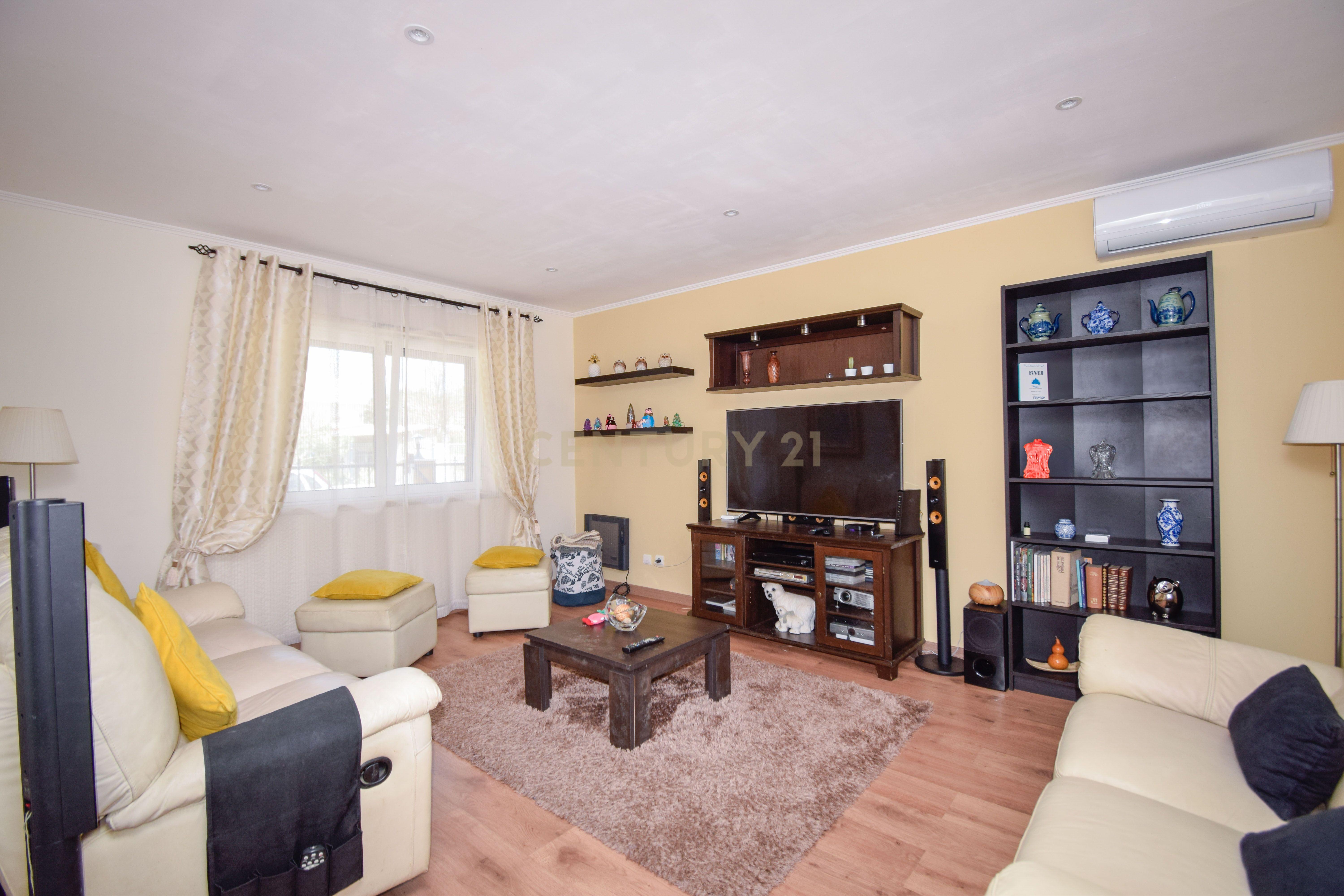 Moradia T5 de Sonho em Serra Chã – Caneças | Conforto, Natureza e Proximidade de Lisboa - Image 4