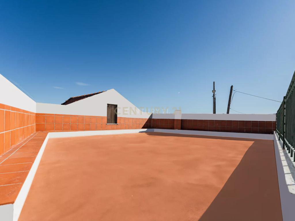 Excelente Investimento – Condominio c/ 4 Moradias em Vendas Novas - Image 12