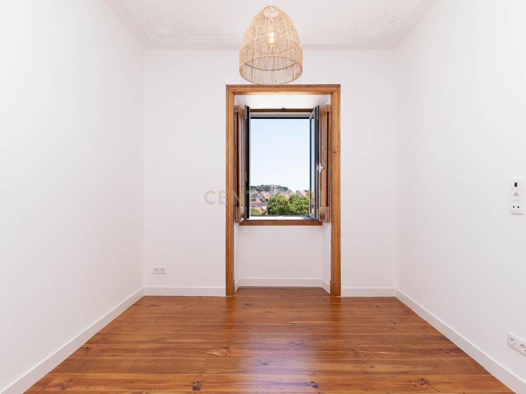 Apartamento T3  transformado em t2, totalmente remodelado -  coração de Lisboa - Image 11