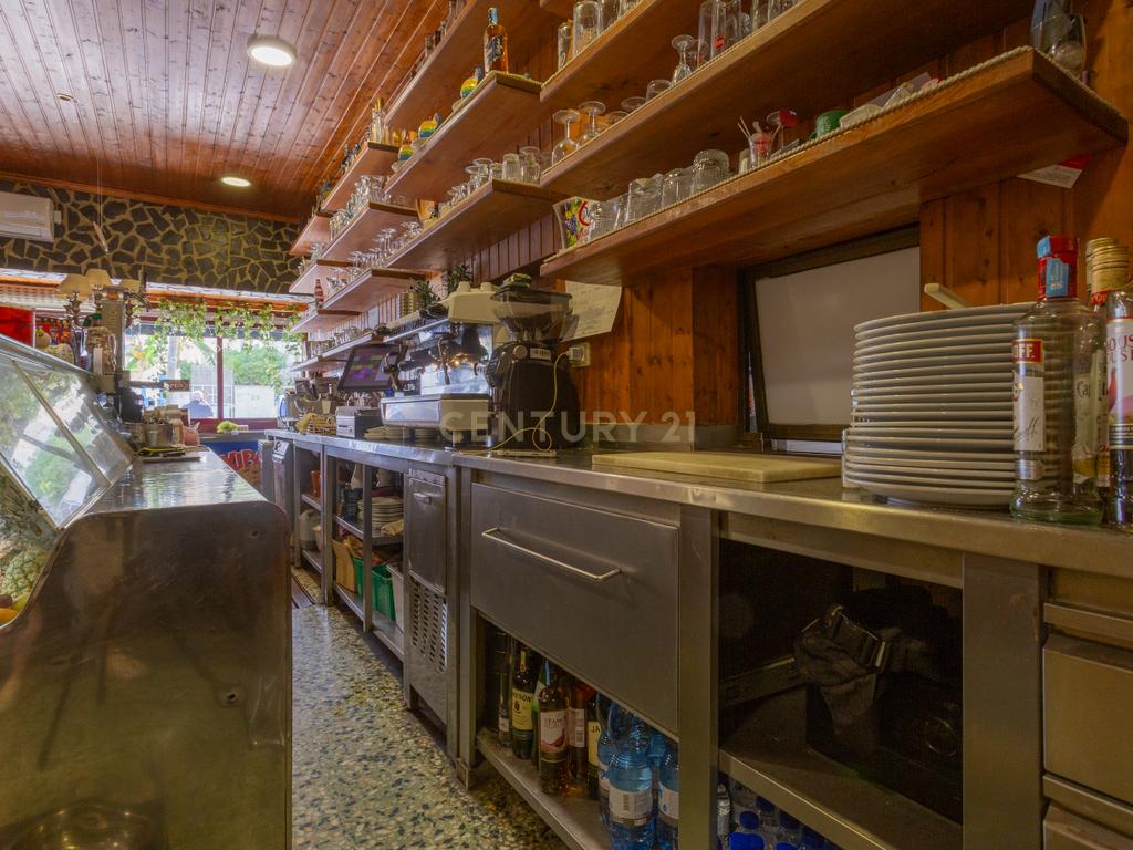 Oportunidade Única em Santo António da Caparica - Image 10