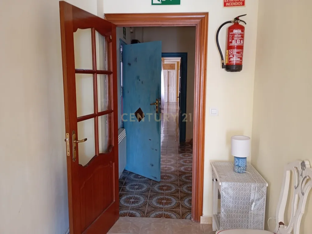 Apartamento Espetacular em Cáceres com Vista e Varandas - Image 26