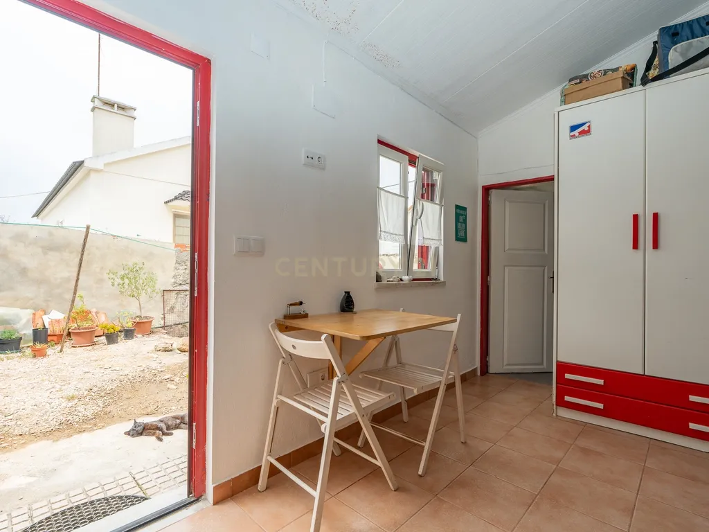 T2 + 2 T0 em Mafra Conjunto Habitacional com Potencial de Rentabilidade - Image 4
