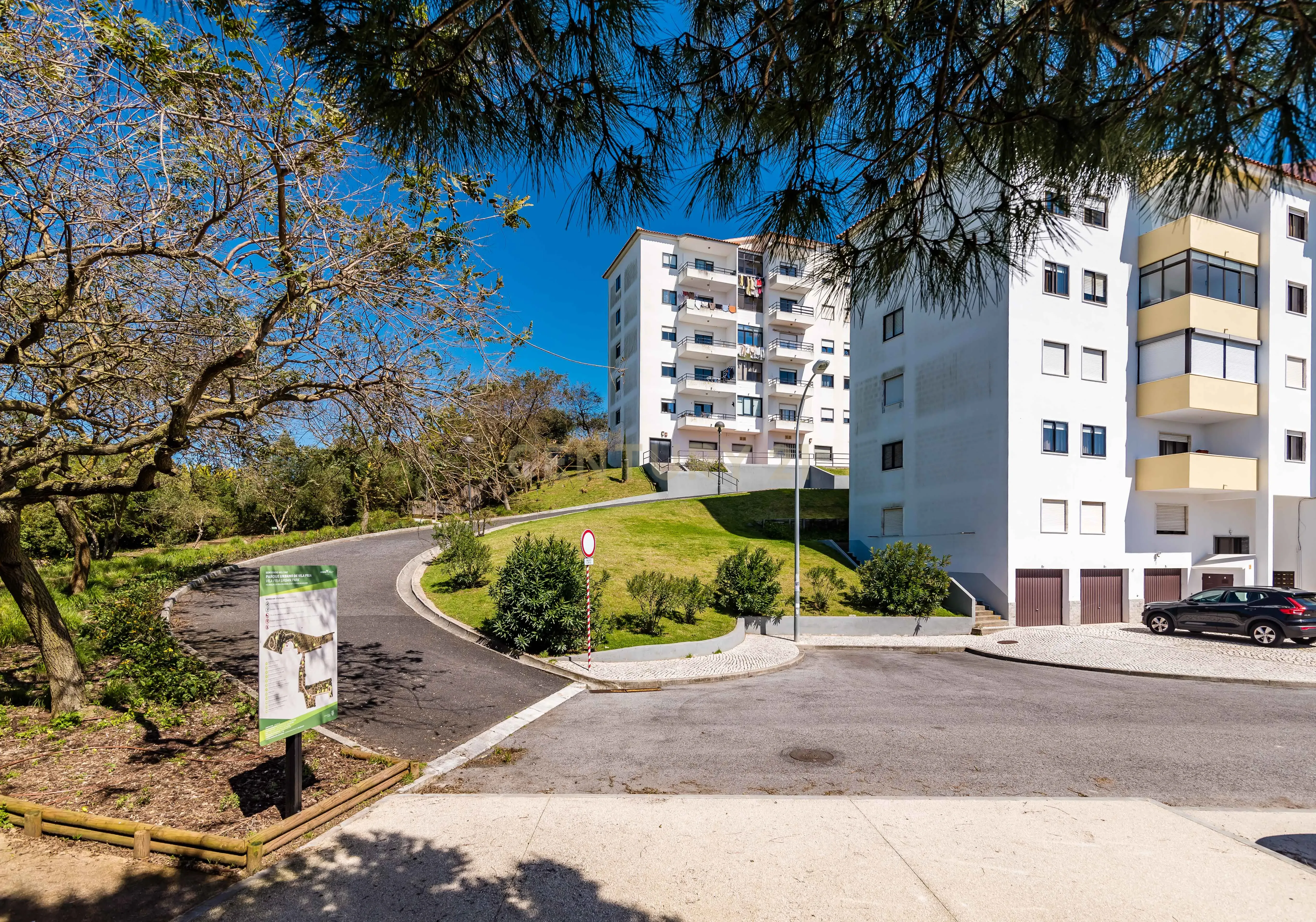 Apartamento T3 - Porto Salvo - Image 36