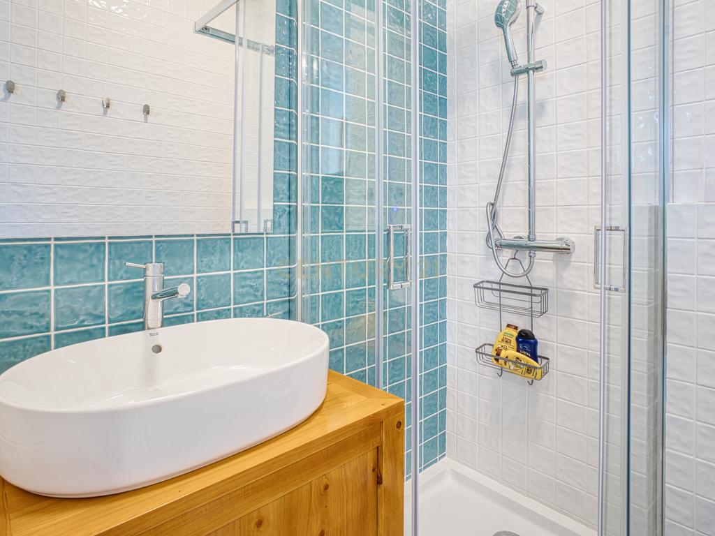 Apartamento Renovado T2 em  Nazaré  - Image 9