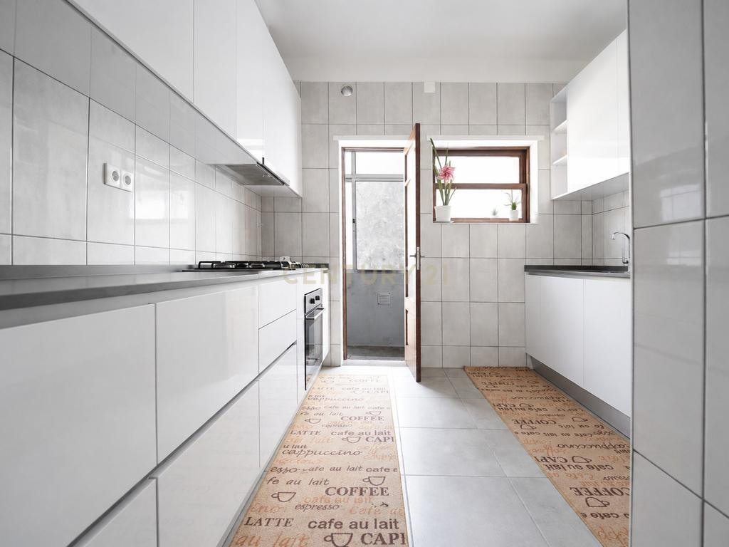 Apartamento T2 em Buarcos e São Julião, Figueira da Foz - Image 4