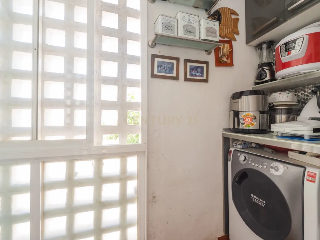 Apartamento T3 na Rua Inácio Duarte, Carnaxide e Queijas - Image 11
