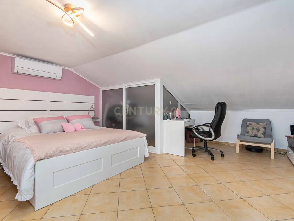 Moradia Exclusiva para Investimento em Quinta do Anjo, Palmela - Image 42
