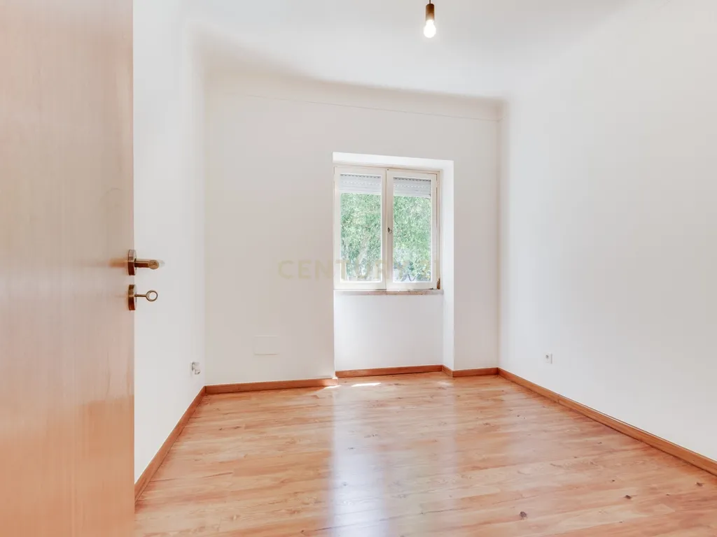 Apartamento T3 | 125 m² | Praça Pasteur – Lisboa - Image 7