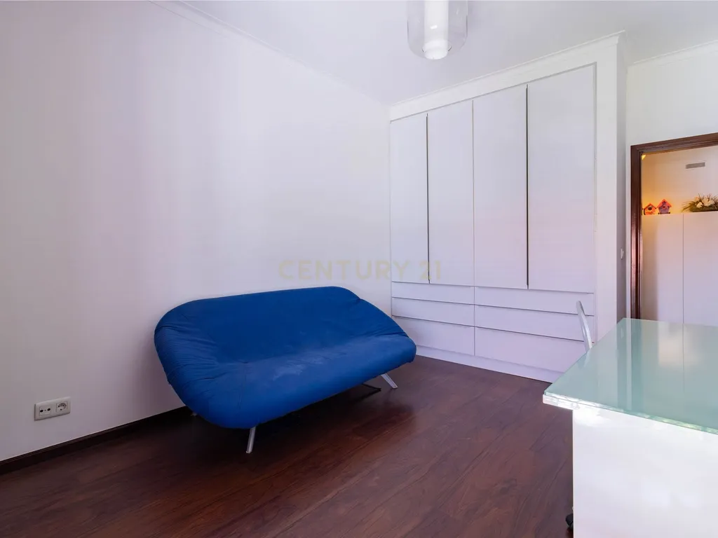 Moradia T3 com Jardim, Garagem e Cave em Embra, Marinha Grande - Image 30