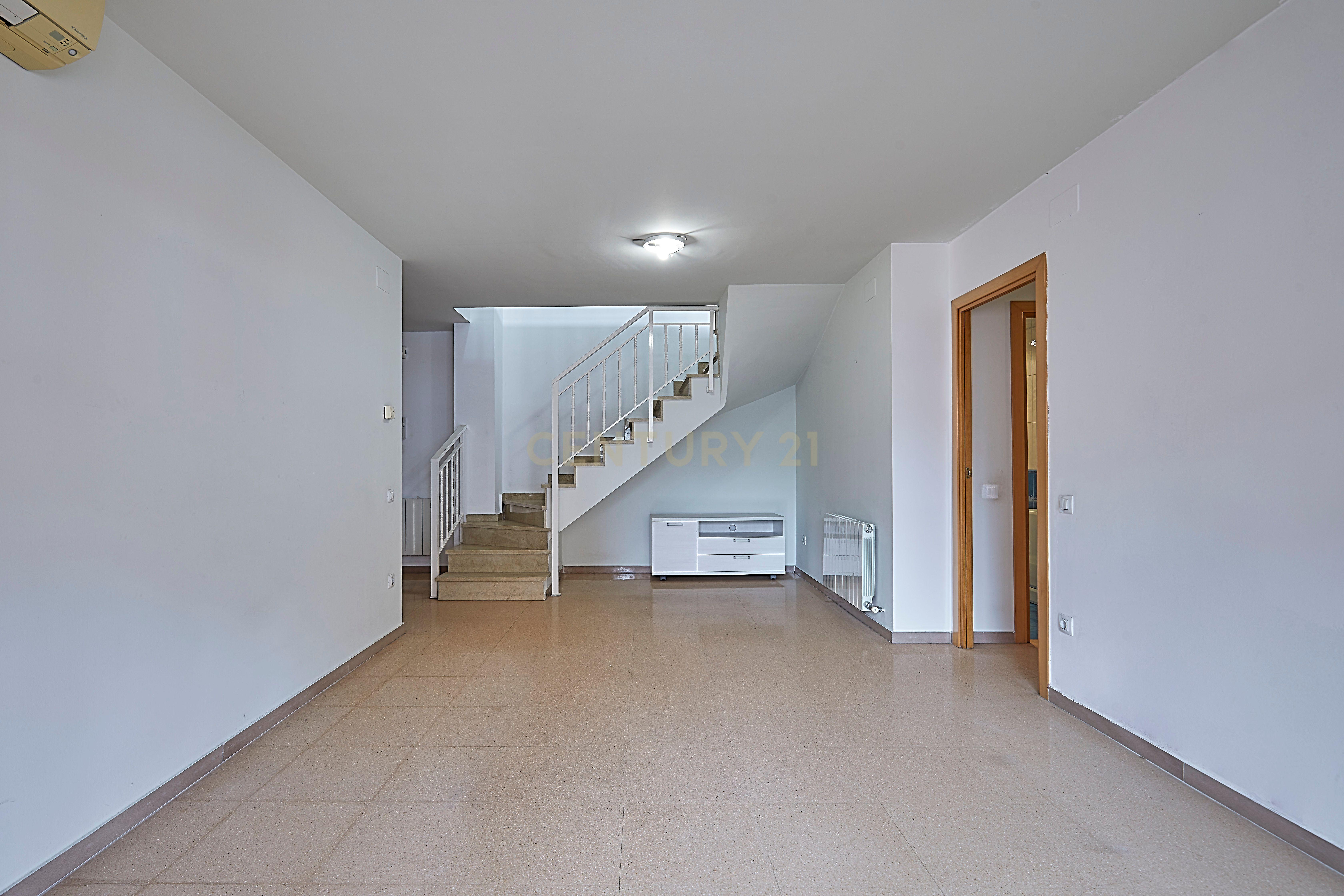 - Image 4