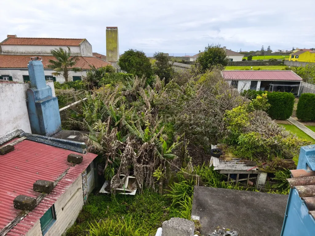 Moradia com Potencial em Arrifes – Ponta Delgada - Image 17