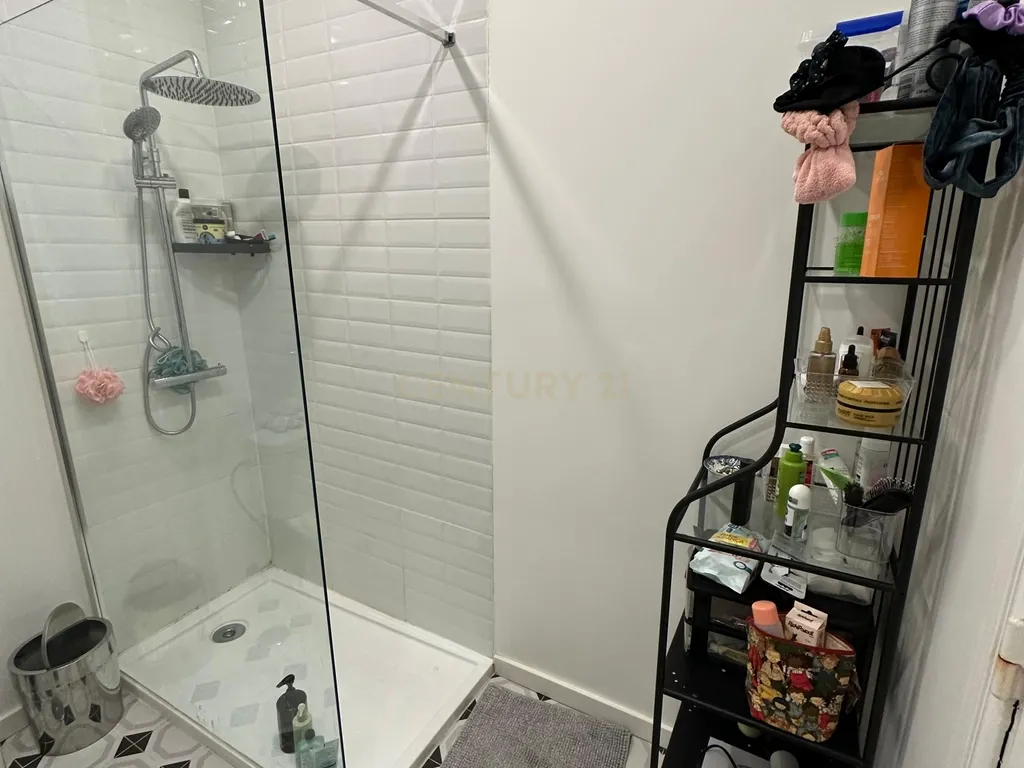 Apartamento T2 em Damaia de Cima - Image 6