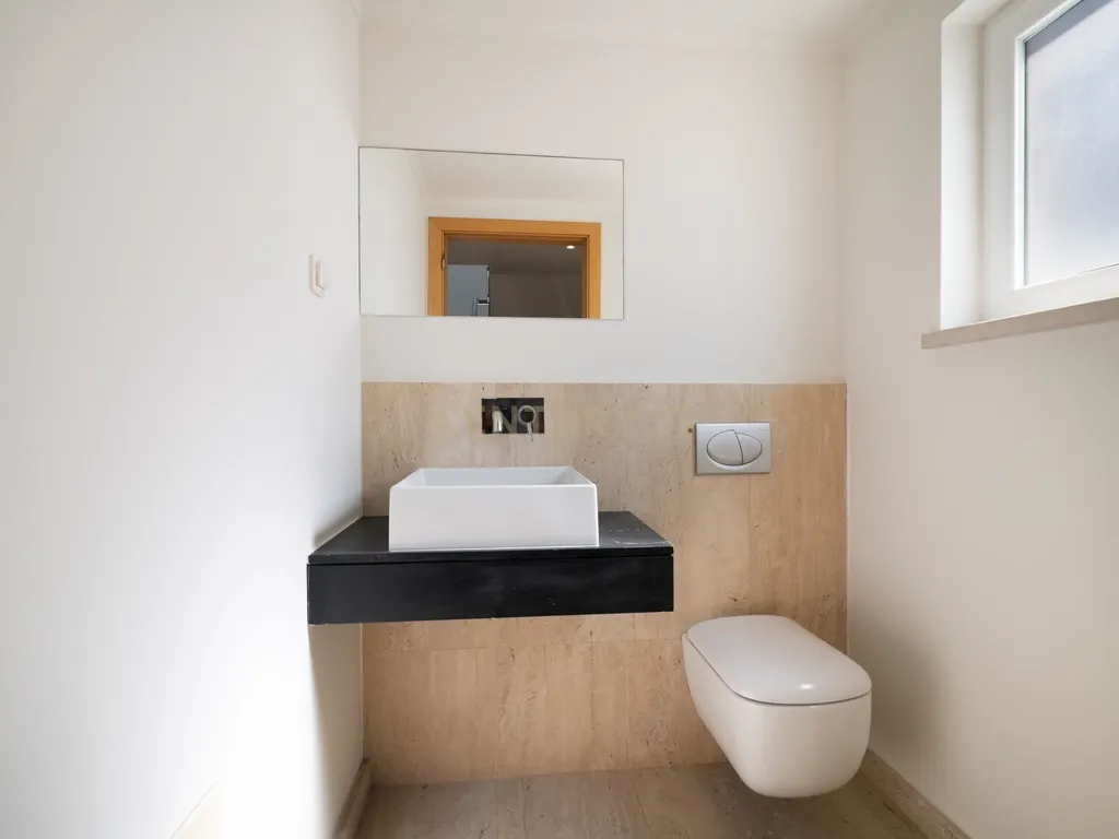 Moradia T3 com piscina em Cascais - Image 17