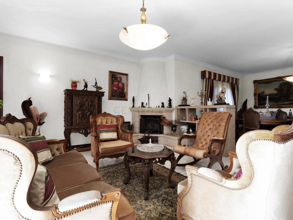 Moradia T4 com 392 m² e terreno de 1.070 m² | Anta - Image 29