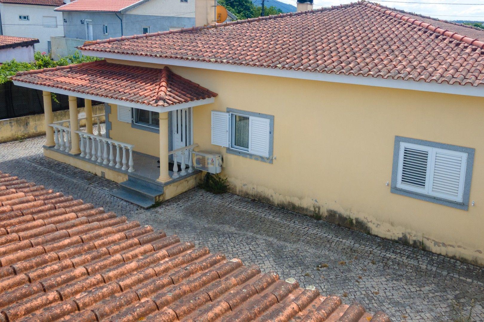 Moradia T4 à venda em Lousã — foto 6