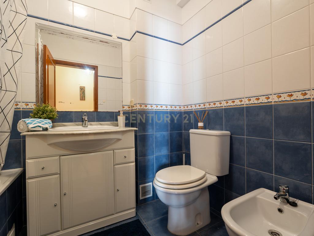 ** ESPECTACULAR APARTAMENTO NO CENTRO DE MAFRA, COM PARQUEAMENTO ** - Image 36