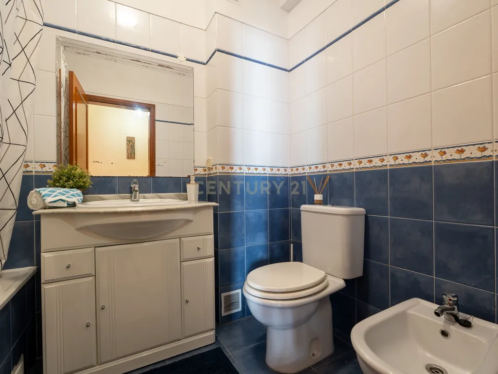 ** ESPECTACULAR APARTAMENTO NO CENTRO DE MAFRA, COM PARQUEAMENTO ** - Image 36