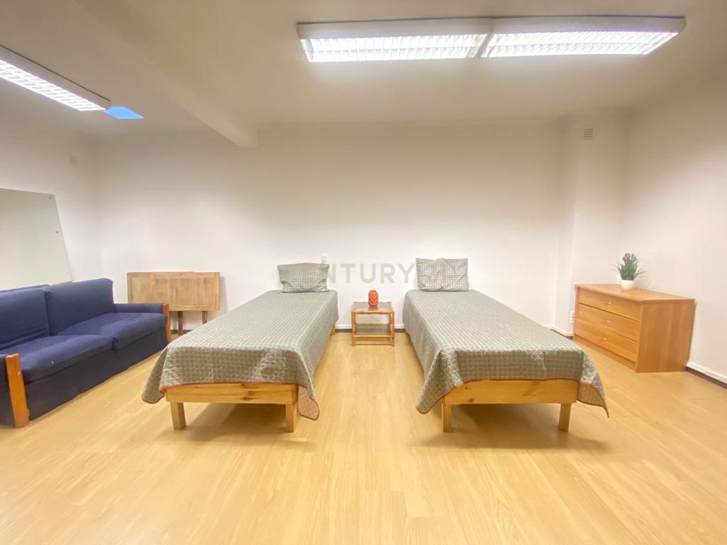 Apartamento T0 (88 m²) com terraço – Próximo de Cascais - Image 29