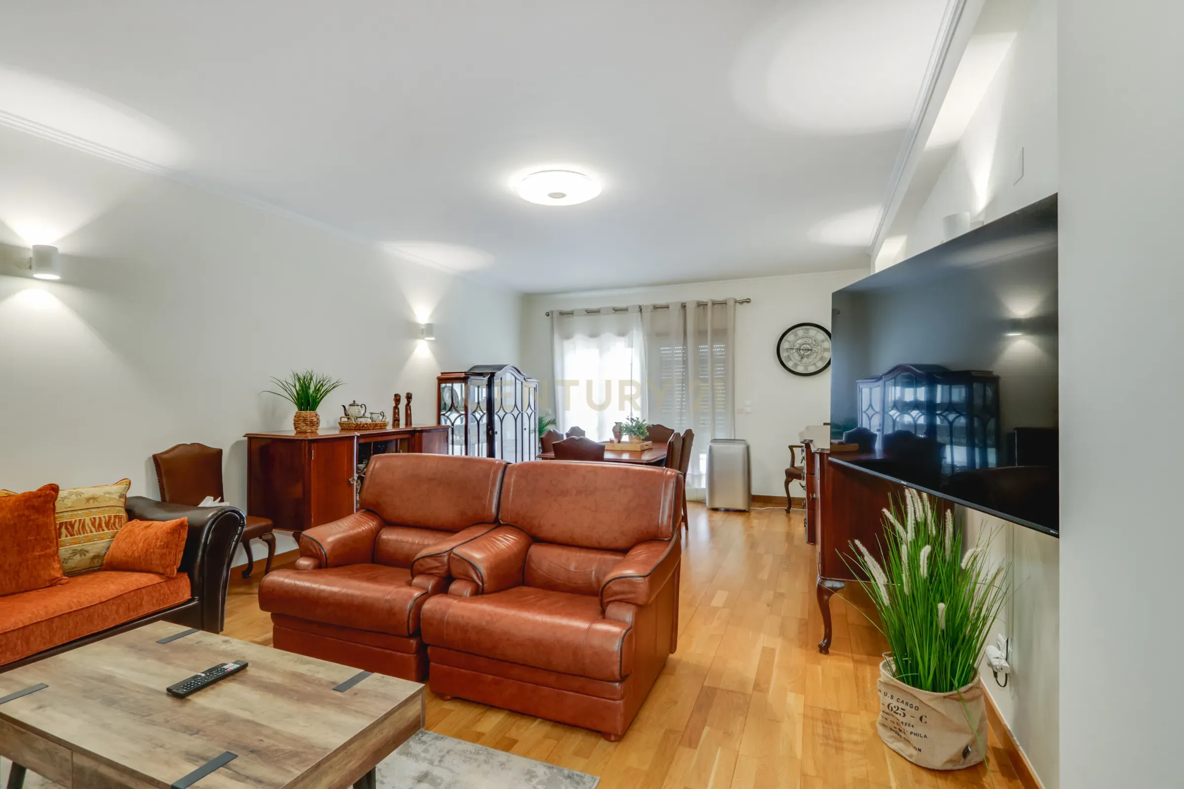 Fotografia 9 de Apartamento T3 no Montijo | 143m2 área bruta útil | 2 garagens e elevador