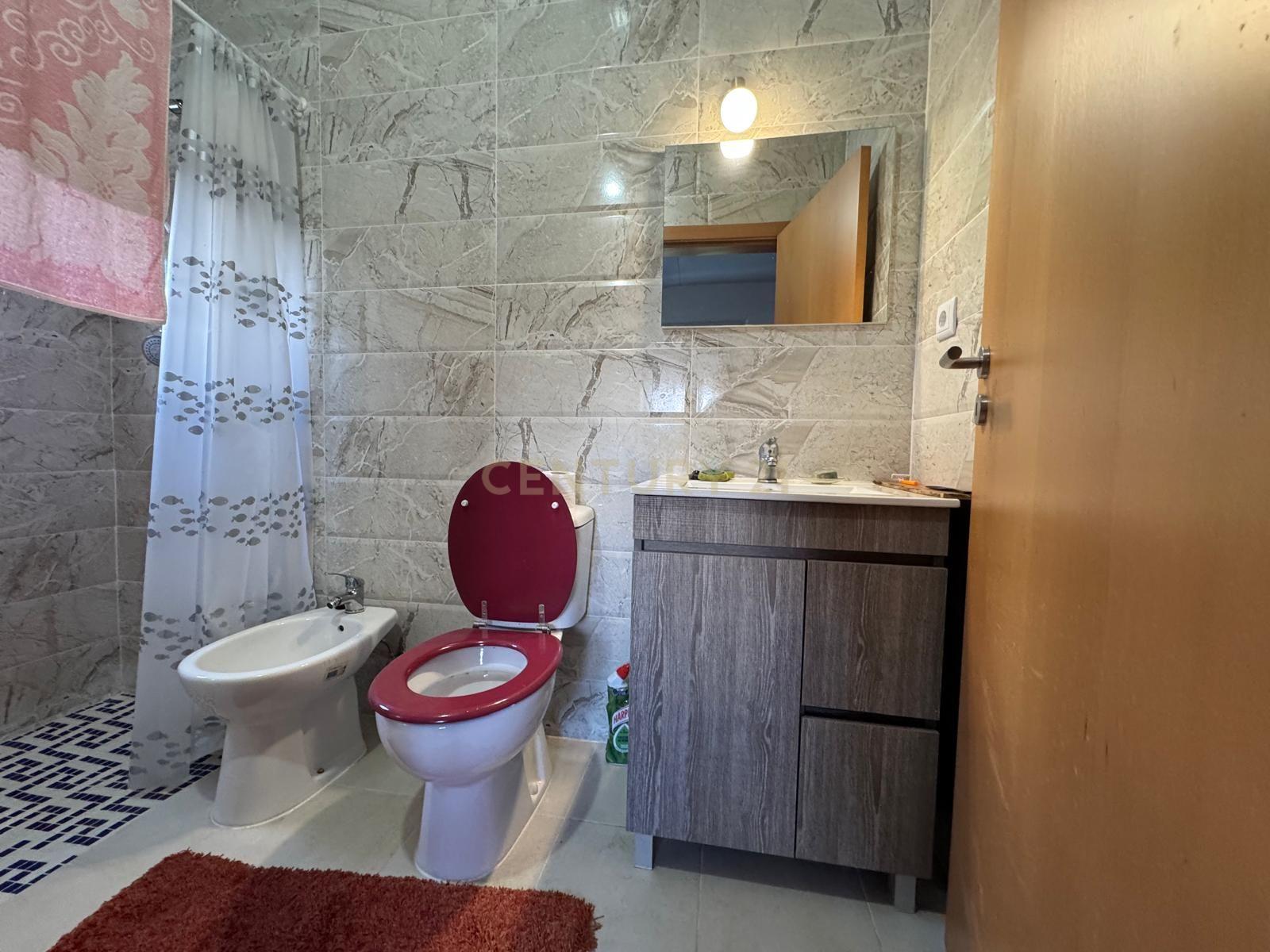 Moderna Moradia T1 em Pombal com Jardim e Terraço - Image 16