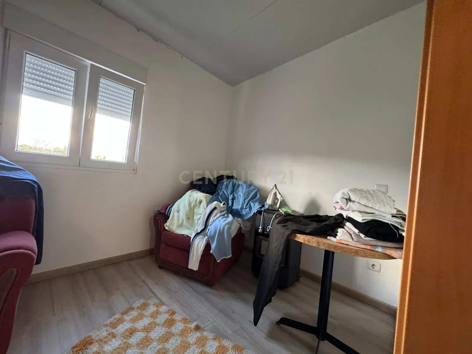 Moderna Moradia T1 em Pombal com Jardim e Terraço - Image 18