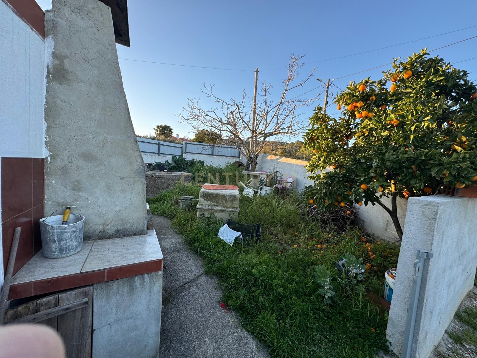 Moderna Moradia T1 em Pombal com Jardim e Terraço - Image 35
