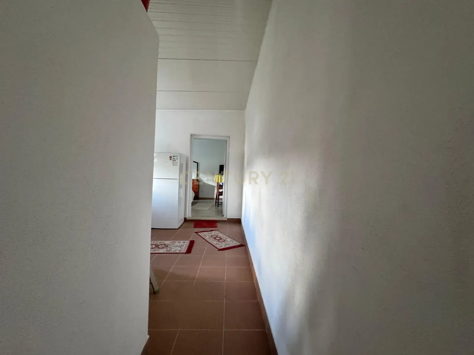 Moderna Moradia T1 em Pombal com Jardim e Terraço - Image 10