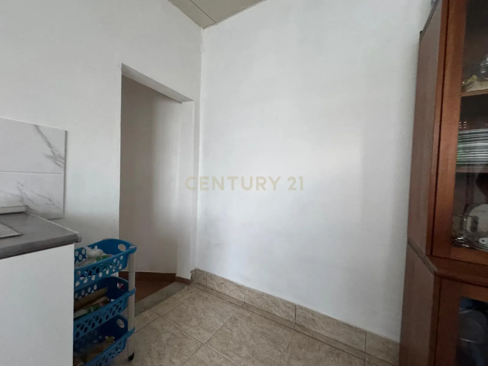 Moderna Moradia T1 em Pombal com Jardim e Terraço - Image 12