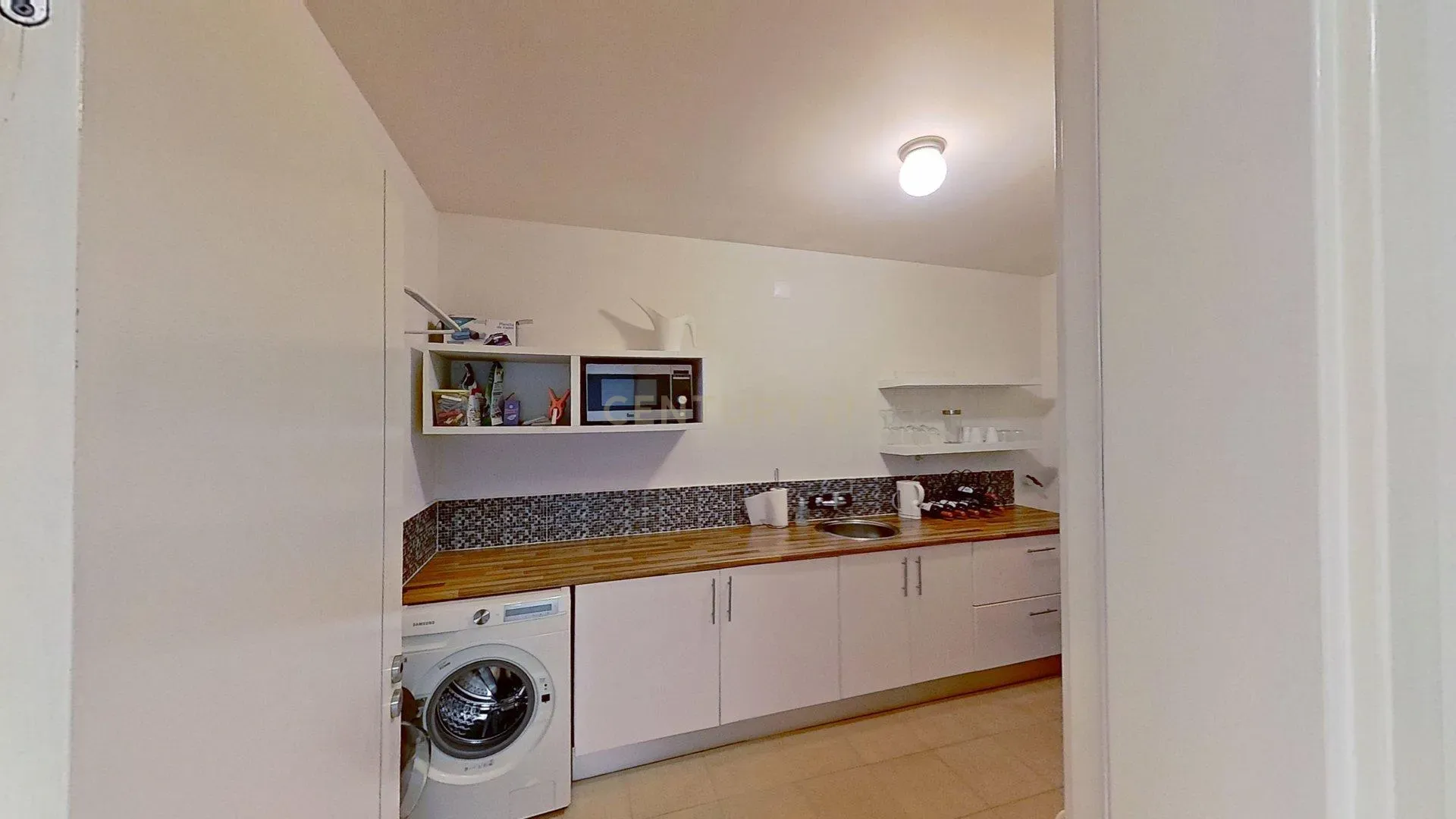 Moradia T3+1 em Alenquer com Vista Panorâmica e Piscina - Image 13